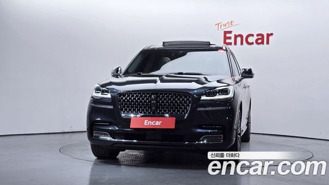 Lincoln Aviator 2-го поколения 3.0 Black Label AWD - фото 2