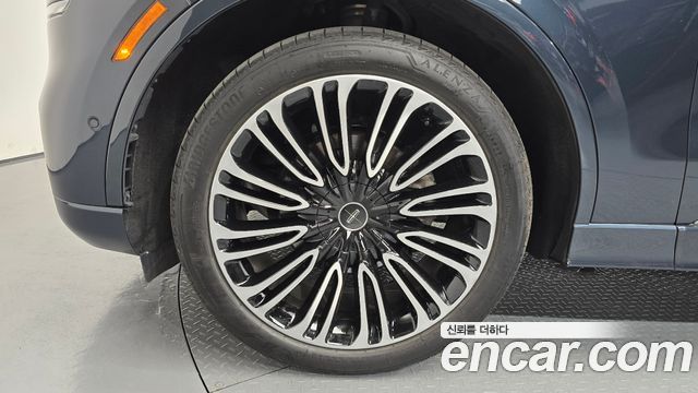 Lincoln Aviator 2-го поколения 3.0 Black Label AWD - фото 4