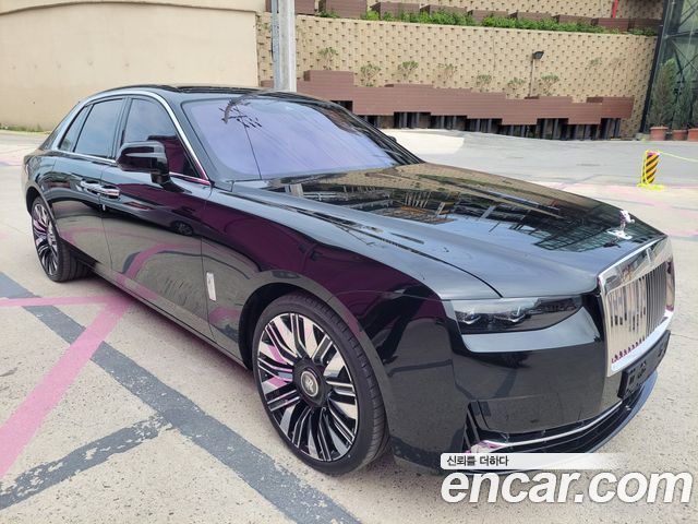 Rolls-Royce Ghost 2-го поколения 6.7 V12 - фото 0