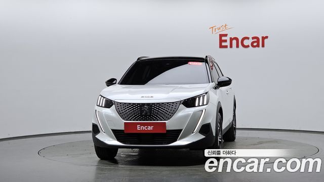 Peugeot 2008 2-го поколения EV GT - фото 1
