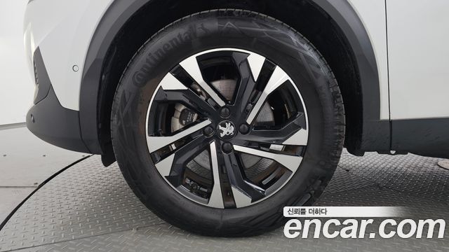 Peugeot 2008 2-го поколения EV GT - фото 3
