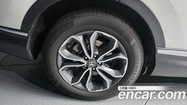 Honda CR-V 5-го поколения 1.5 EX-L 2WD - фото 4