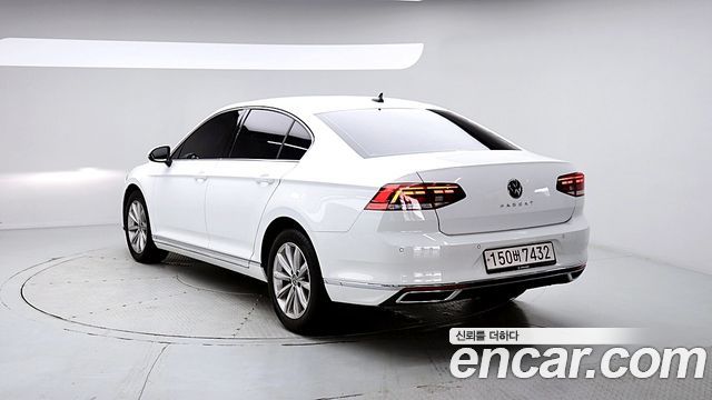 Volkswagen Passat B8 2.0 TDI Premium - фото 3