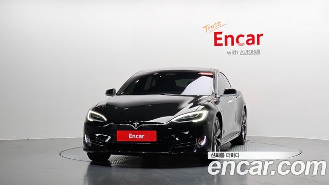 Tesla Model S P100D - фото 1