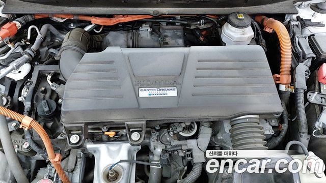 Honda CR-V 5-го поколения 2.0 Hybrid Touring 4WD - фото 4
