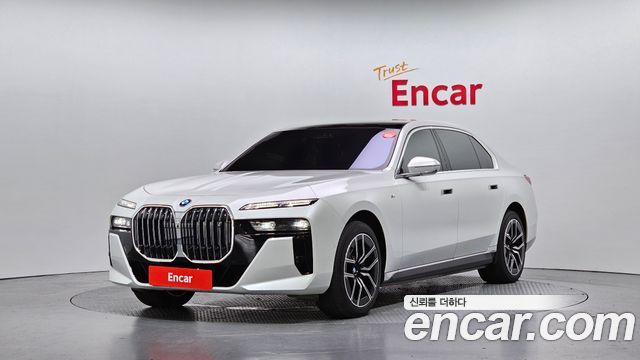 BMW i7 G70 eDrive 50 M Sport - фото 0