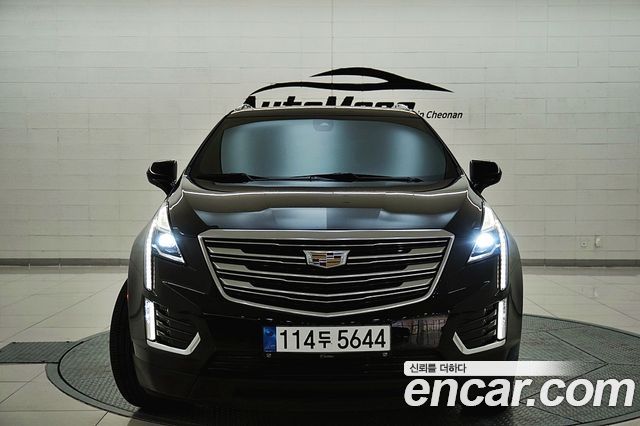 Cadillac XT5 3.6 Premium Plus AWD - фото 0
