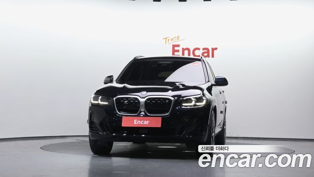BMW iX3 M Sports - фото 2