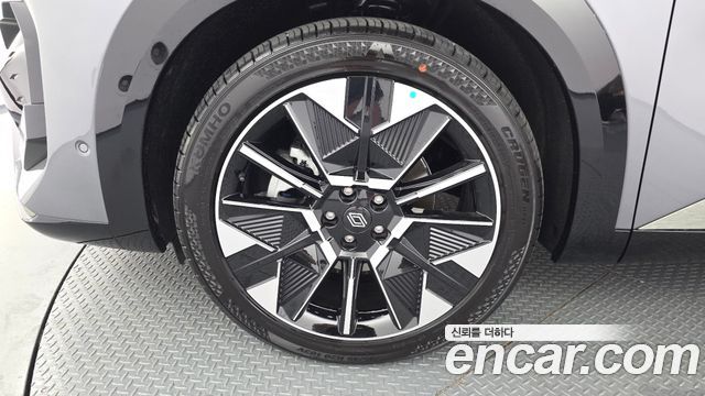 Renault Samsung Filante 1.5 E-Tech Iconic 2WD - фото 4