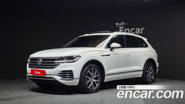 Volkswagen Touareg 3-го поколения 3.0 TDI Prestige - фото 0