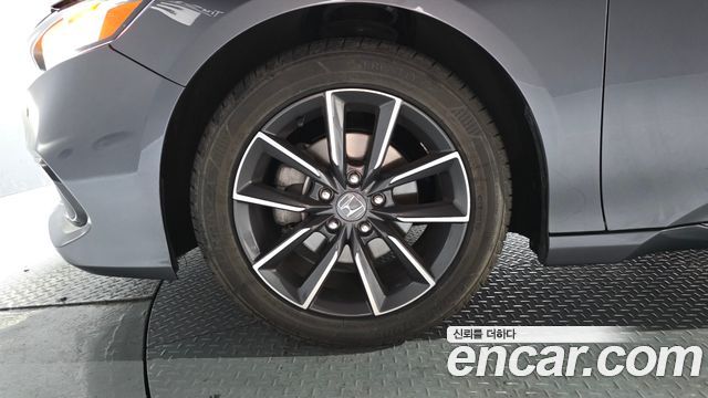 Honda Accord 10-го поколения 1.5 Turbo - фото 4