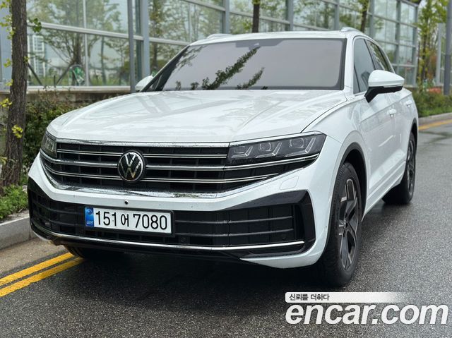 Volkswagen Touareg 3-го поколения 3.0 TDI Prestige - фото 0