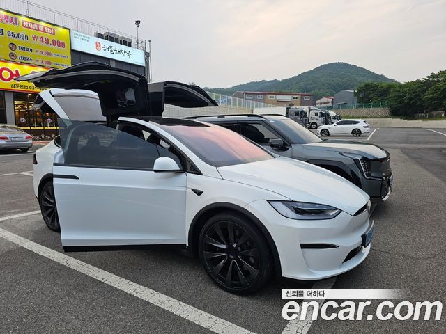 Tesla Model X Long Range - фото 1