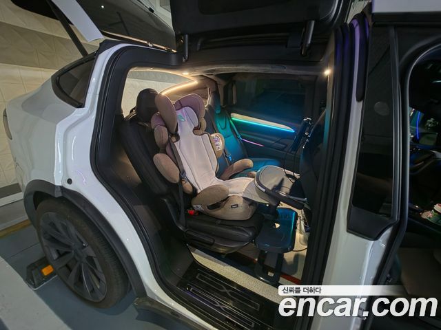 Tesla Model X Long Range - фото 3