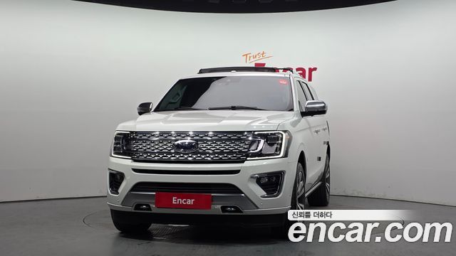 Ford Expedition Platinum 4WD 7Seater - фото 2