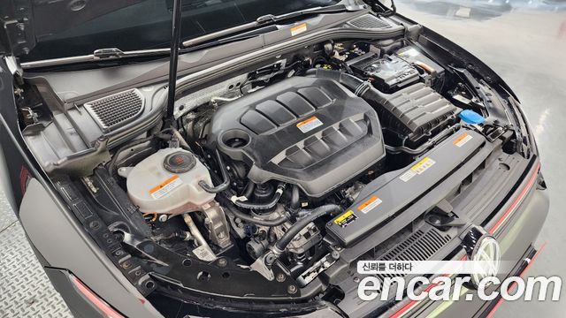 Volkswagen Golf 8-го поколения 2.0 GTI - фото 4