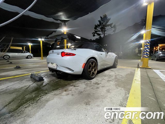 Mazda MX-5 MIATA Miata - фото 1