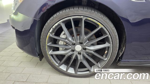 Maserati Ghibli 3.0 Diesel GranSport 3rd - фото 4