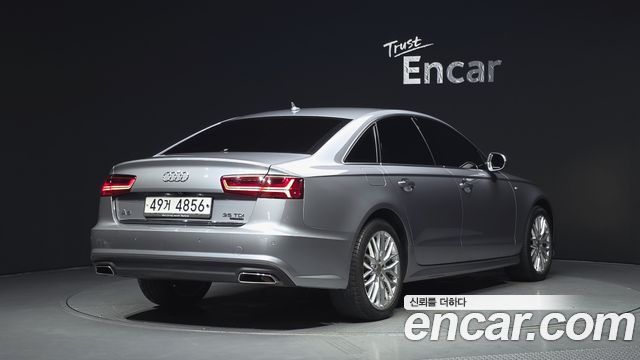 Audi A6 35 TDI Premium C7 - фото 1