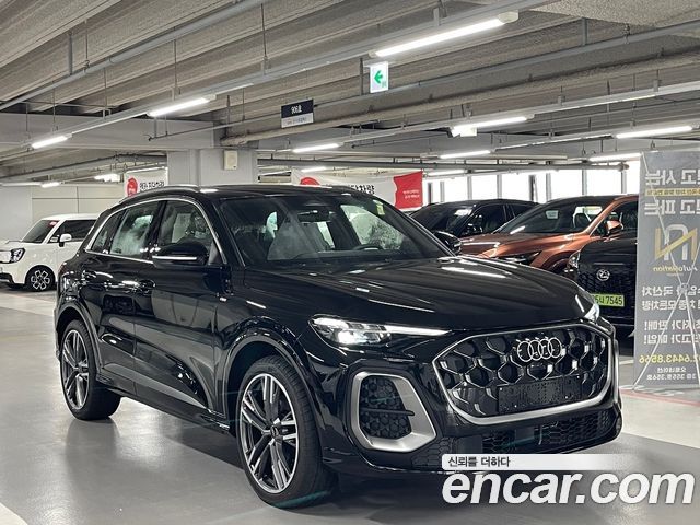 Audi Q5 40 TDI Quattro S Line - фото 2