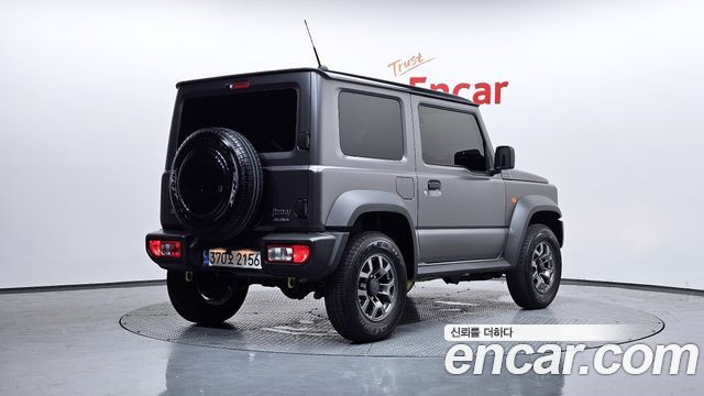 Suzuki Jimny 1.5 - фото 1