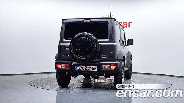 Suzuki Jimny 1.5 - фото 3