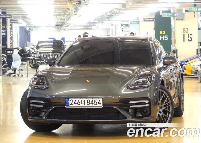 Porsche Panamera 2.9 AWD E-Hybrid Platinum Edition - фото 2
