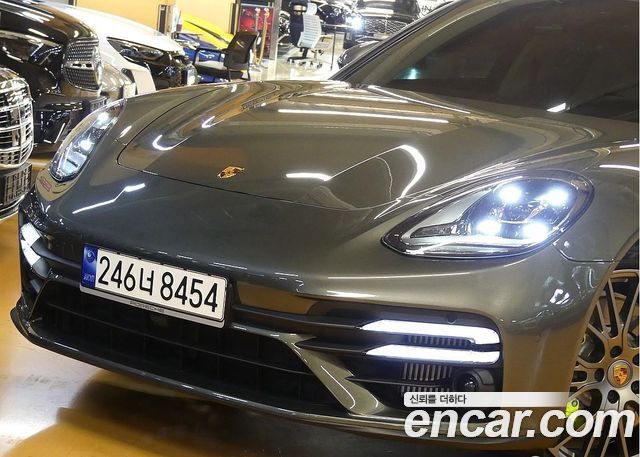 Porsche Panamera 2.9 AWD E-Hybrid Platinum Edition - фото 4