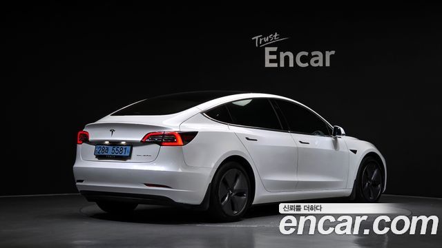 Tesla Model 3 Long Range AWD - фото 1
