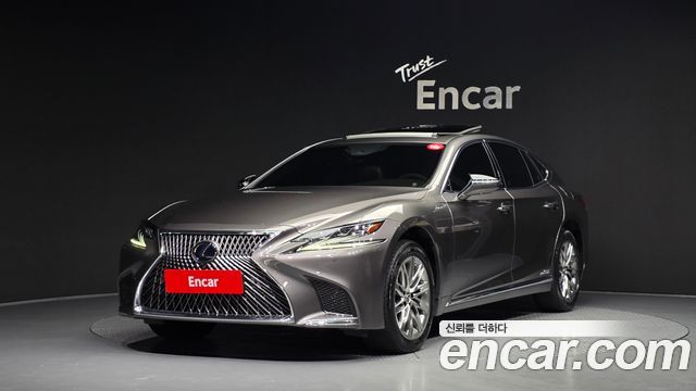 Lexus LS 500h 5-го поколения 3.5 Luxury AWD - фото 0