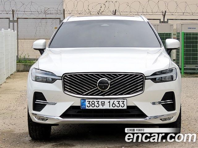 Volvo XC60 2-го поколения B5 Ultra Bright Air Sus - фото 0