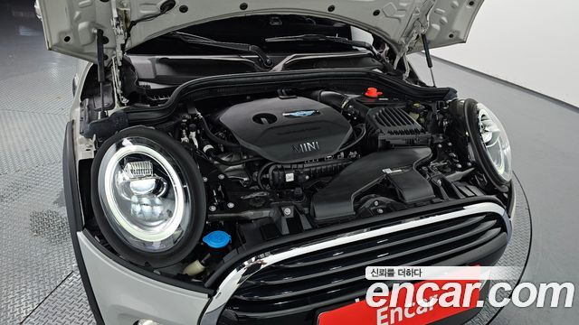 Mini Cooper 5Door Standard 3rd - фото 4
