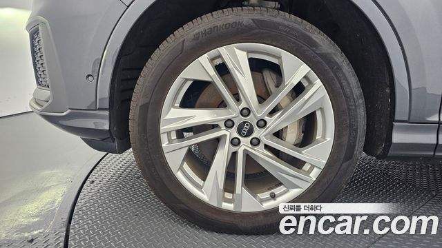 Audi Q7 45 TDI Quattro Premium - фото 3