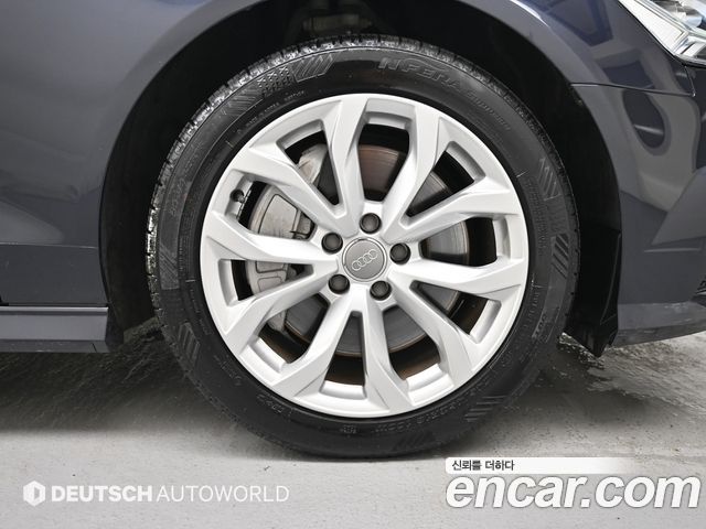 Audi A6 40 TFSI C7 - фото 4