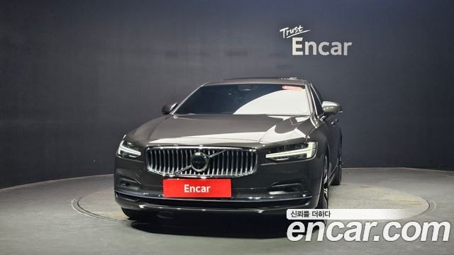 Volvo S90 B6 AWD Ultimate Bright - фото 1