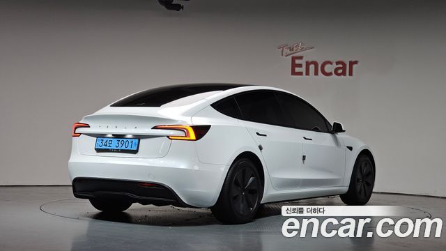 Tesla Model 3 RWD - фото 0