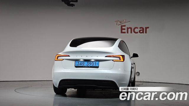 Tesla Model 3 RWD - фото 2