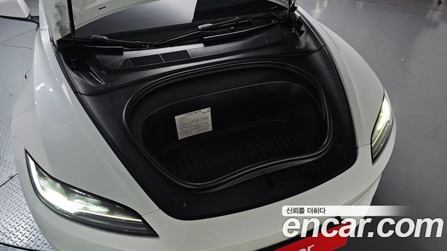 Tesla Model 3 RWD - фото 4