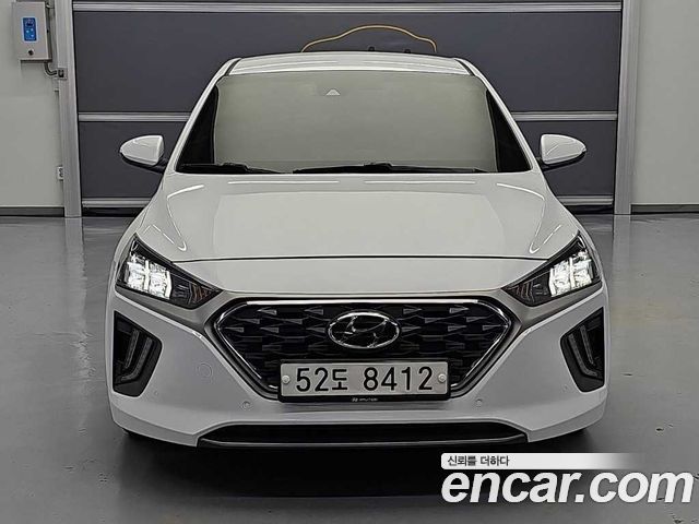 Hyundai Ioniq гибрид Q - фото 1