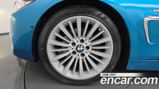 BMW 4 Series F32 420d Luxury GranCoupe - фото 4