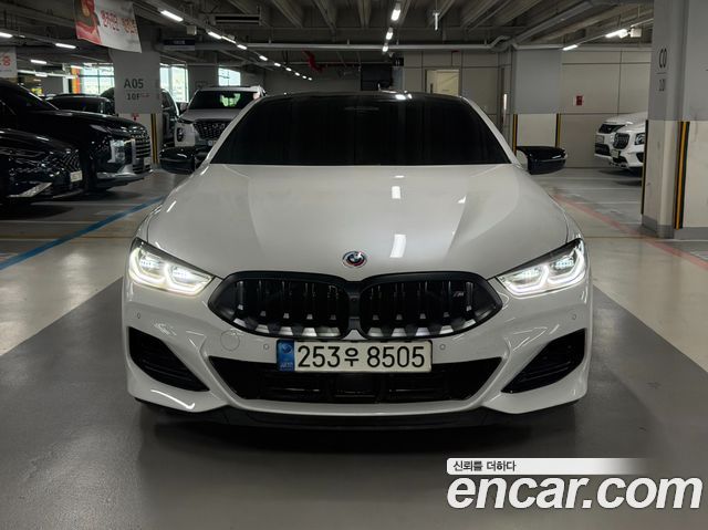 BMW 8 Series G15 M850i xDrive Coupe - фото 1
