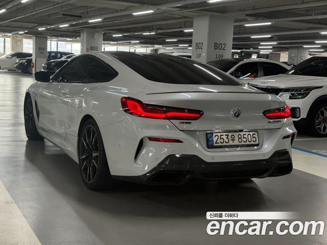 BMW 8 Series G15 M850i xDrive Coupe - фото 3