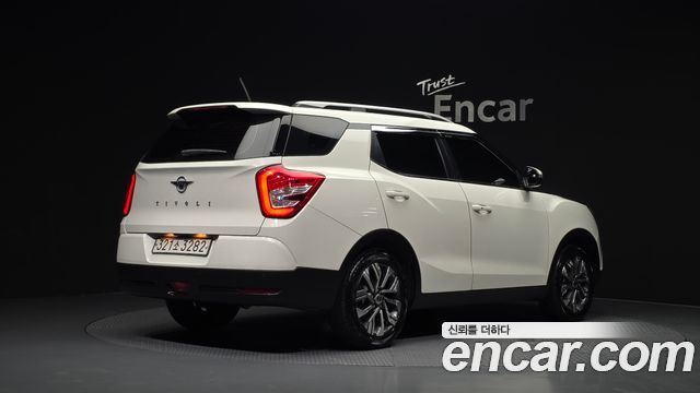 SsangYong Tivoli Air 1.6 IX 2WD - фото 1