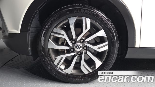 SsangYong Tivoli Air 1.6 IX 2WD - фото 4