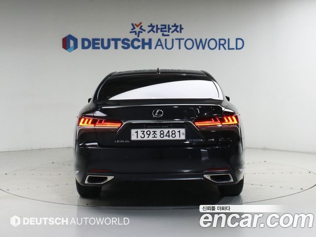 Lexus LS 500 3.5 Luxury AWD - фото 3