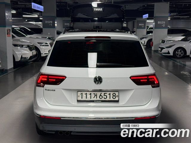 Volkswagen Tiguan 2-го поколения 2.0 TDI Premium - фото 2