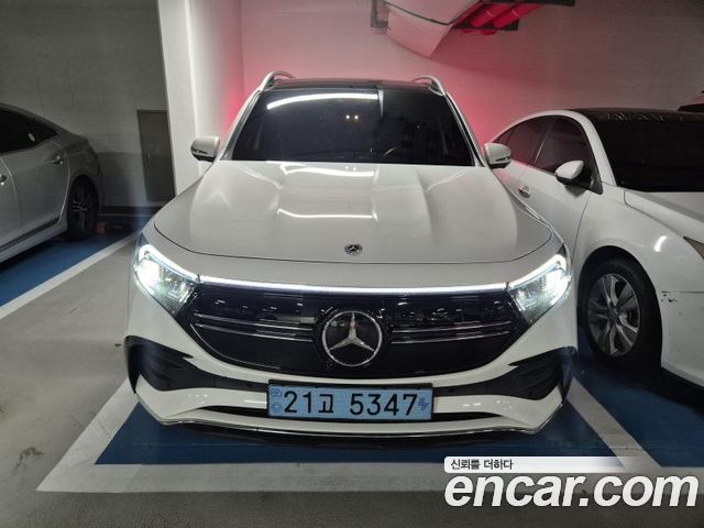 Mercedes-Benz EQB X243 EQB300 4MATIC AMG Line - фото 0