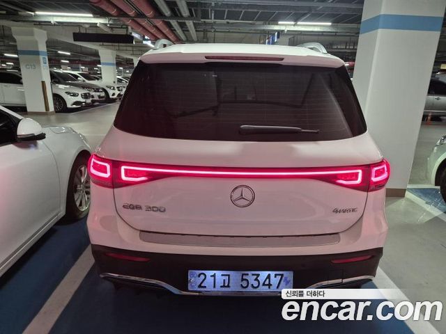 Mercedes-Benz EQB X243 EQB300 4MATIC AMG Line - фото 3