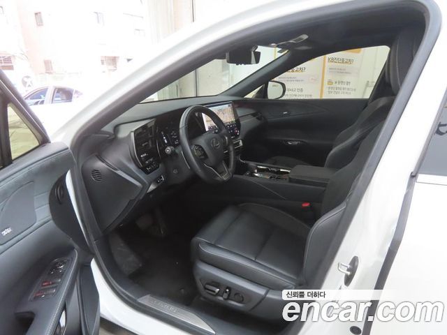 Lexus RX 350h 5-го поколения Luxury - фото 4