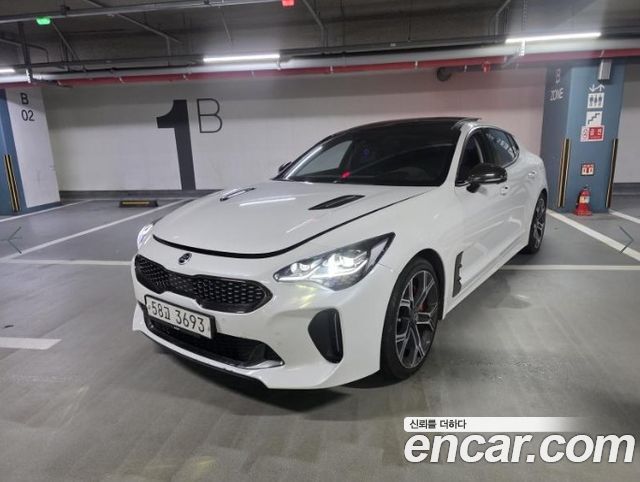 Kia Stinger 2.2 Diesel AWD Dream Edition - фото 0